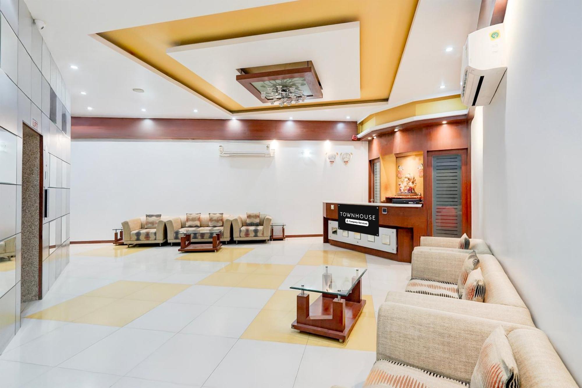 Super Townhouse Mg Road Porbandar Formerly Hotel Harmony Exterior photo